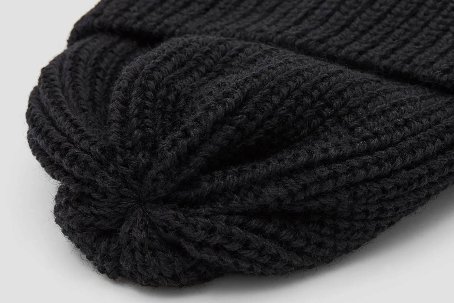 ashley-watson_thurcroft-hat_midnight_hand-finished.jpg