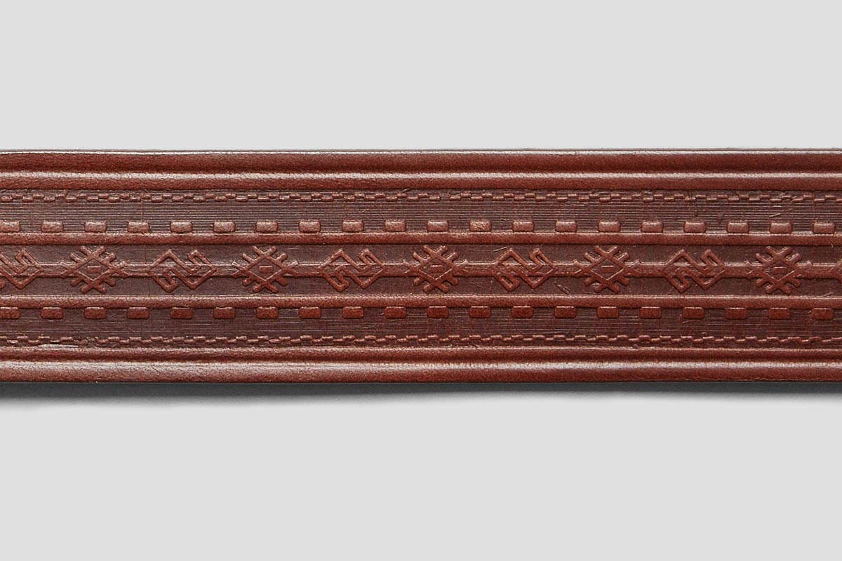 ashley-watson_putscombe-belt_brown_detail_pattern.jpg