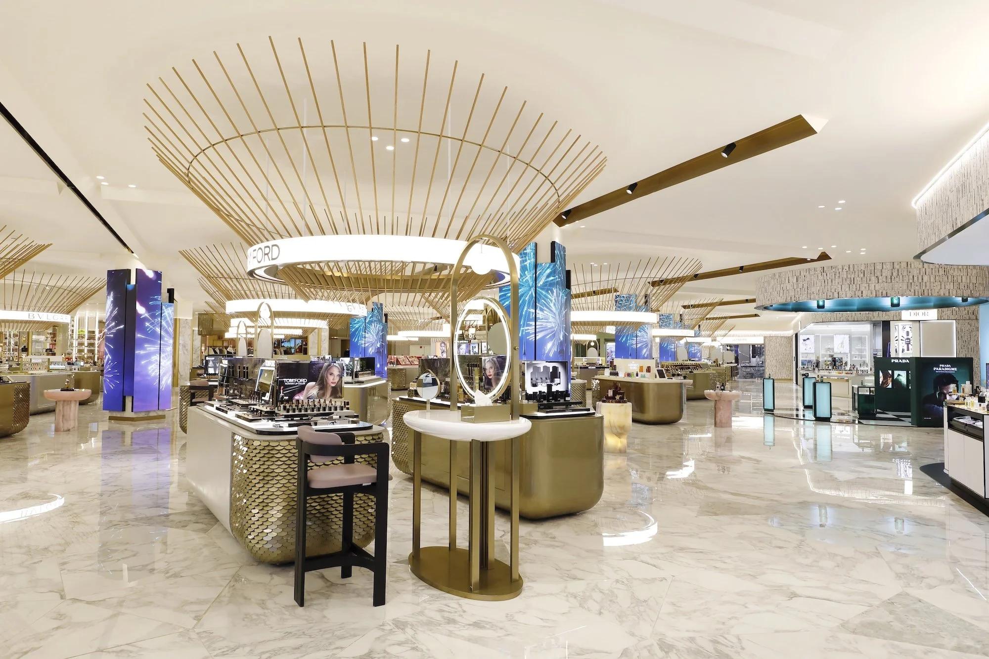 Harvey Nichols-Kuwait_9835 copy.jpg