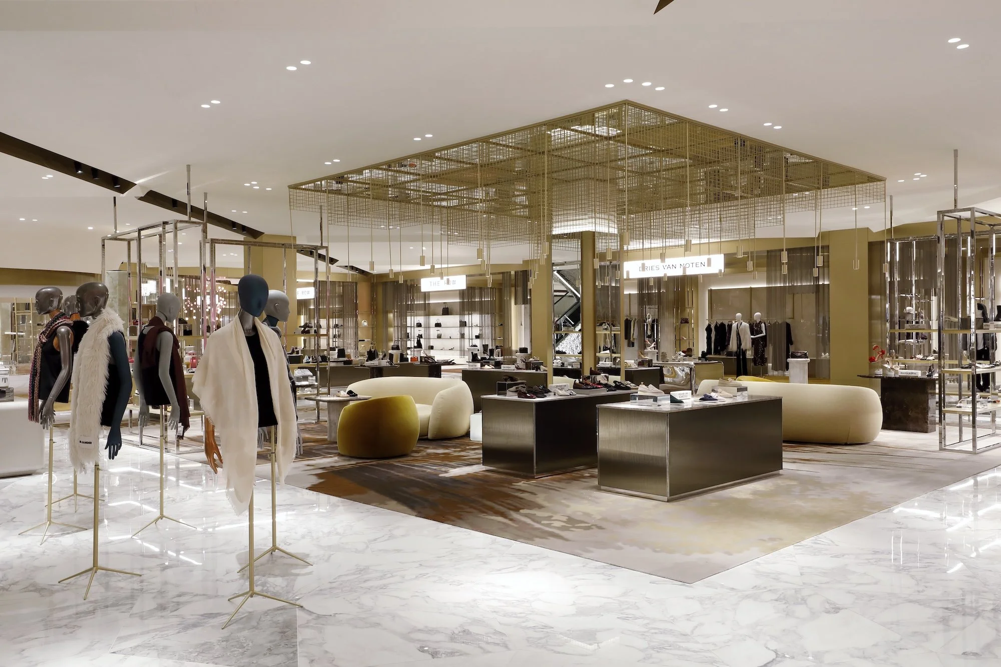 Harvey Nichols-Kuwait _0774 copy.jpg