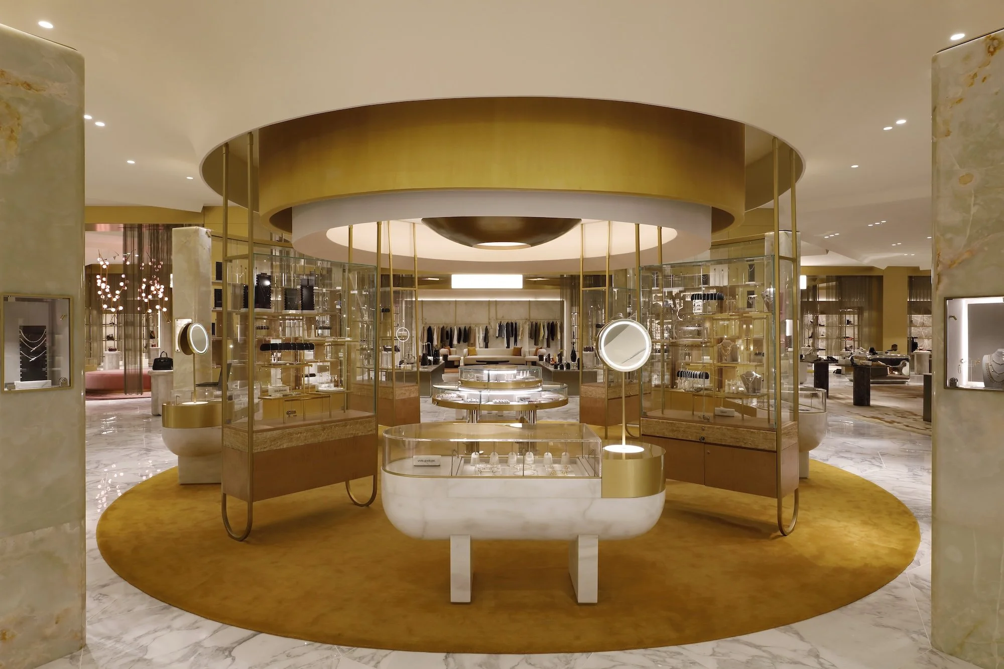 Harvey Nichols-Kuwait _V2_0863 copy.jpg