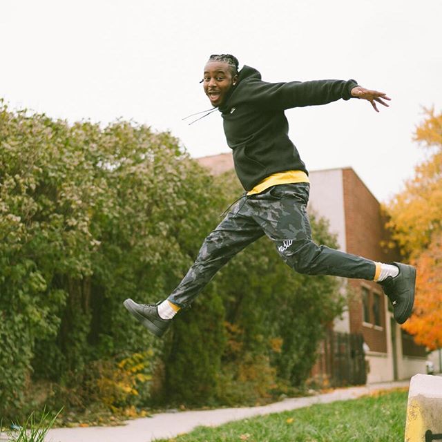 i&rsquo;m not afraid to jump. 
i&rsquo;m not afraid to fall.
i&rsquo;m not afraid. 
#AF1 
@nikechicago 
@girlgaze 
@alexavisciusphoto