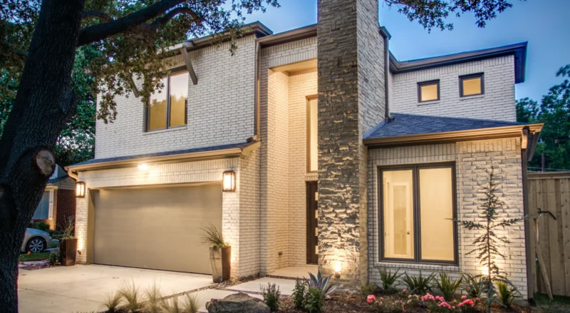7039 Coronado Featured Image.jpg