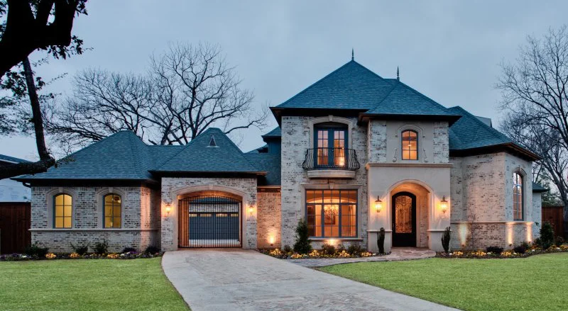 11347 Royalshire Featured Image.jpg