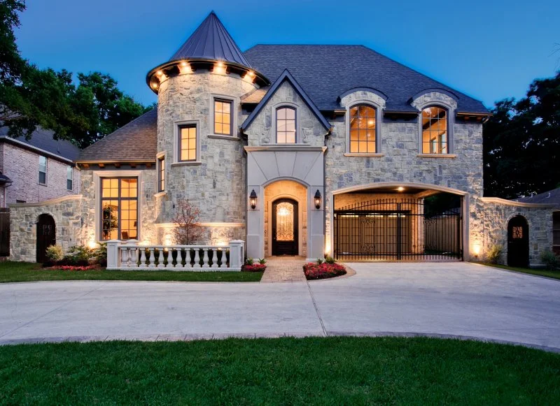 French — Ron Davis Custom Homes