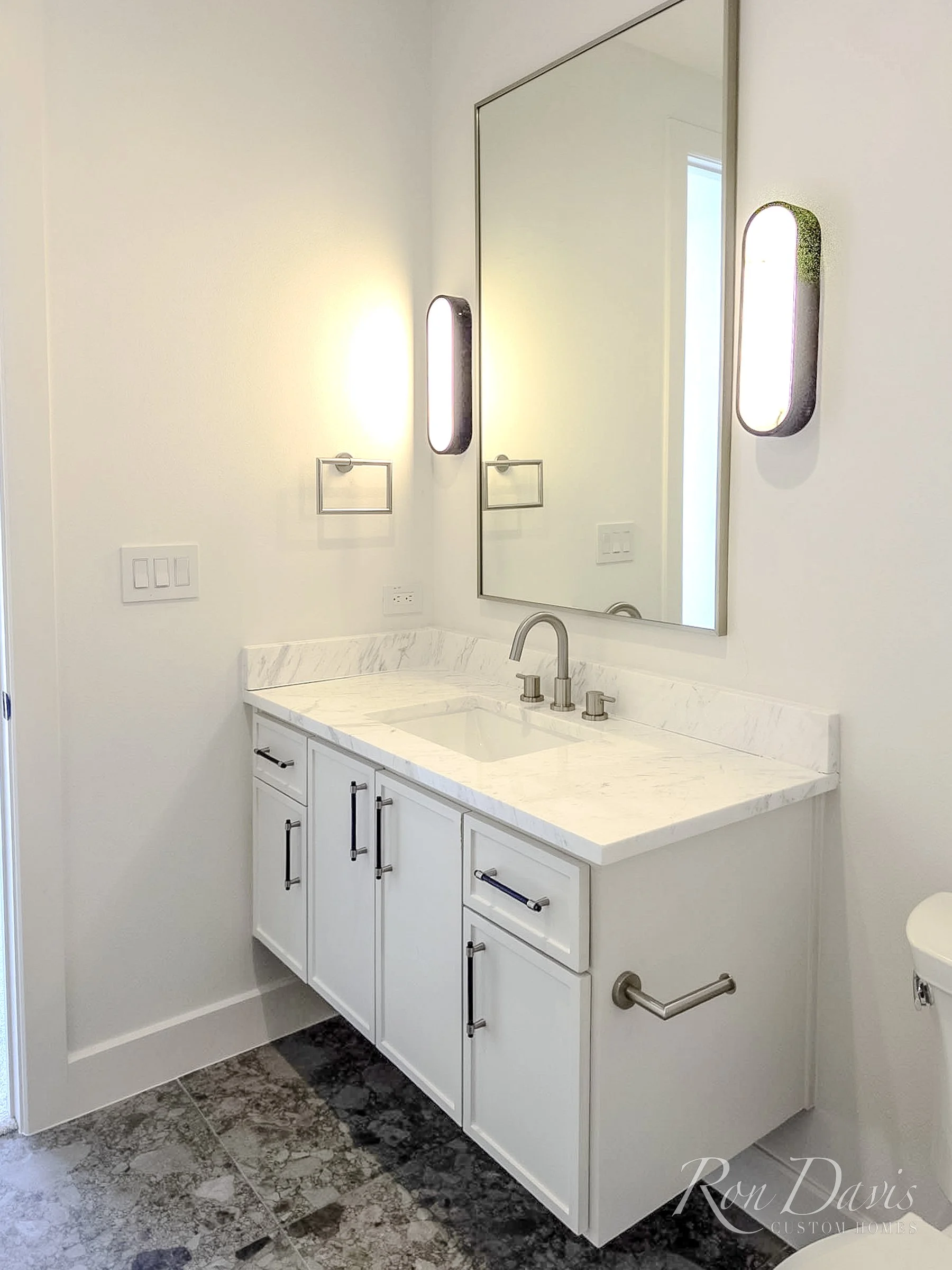 9845 Lenel-20.jpg