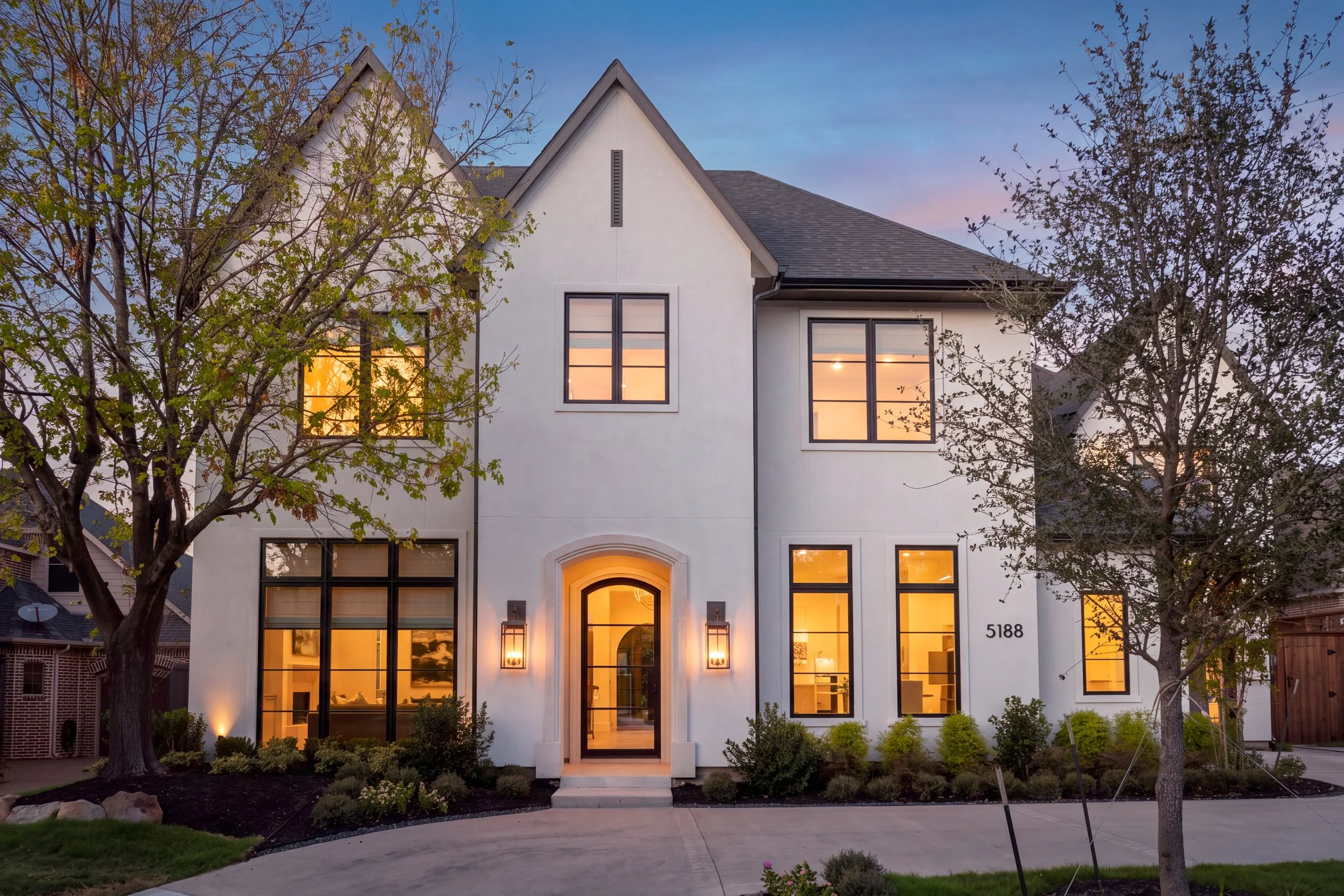 5188 Lago Vista-1.jpg