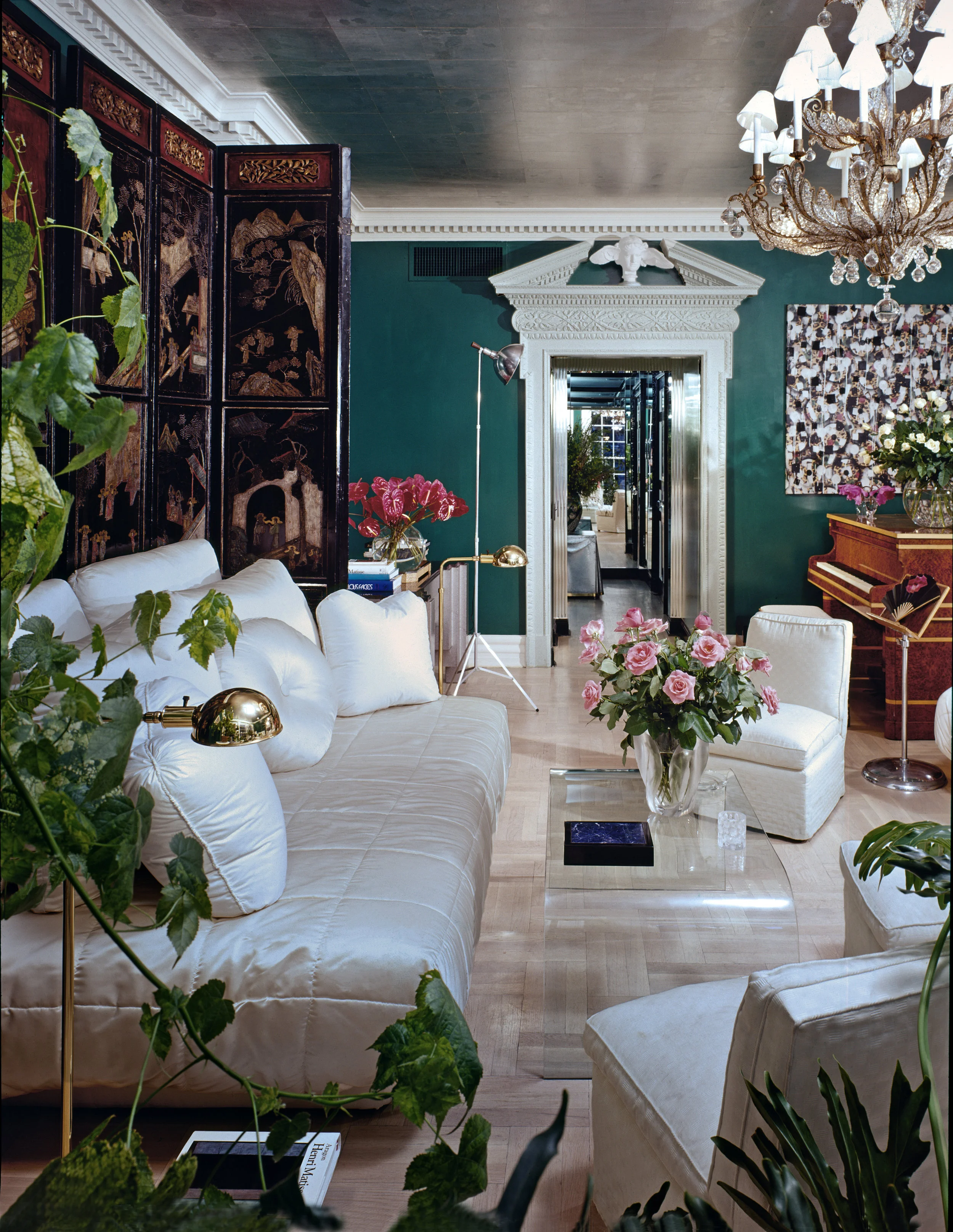 angelo-donghia-design-superstar_19553624682_o.jpg