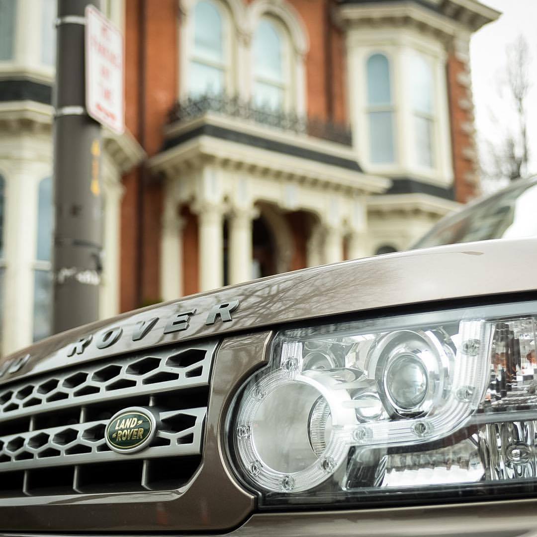 Range Rover Car Service © 2017 Kim Smith Photo