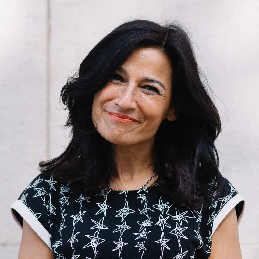  Safia Minney // Founder of People Tree // Managing Director of Po-Zu sustainable footwear brand // Ecologist &amp; Author 