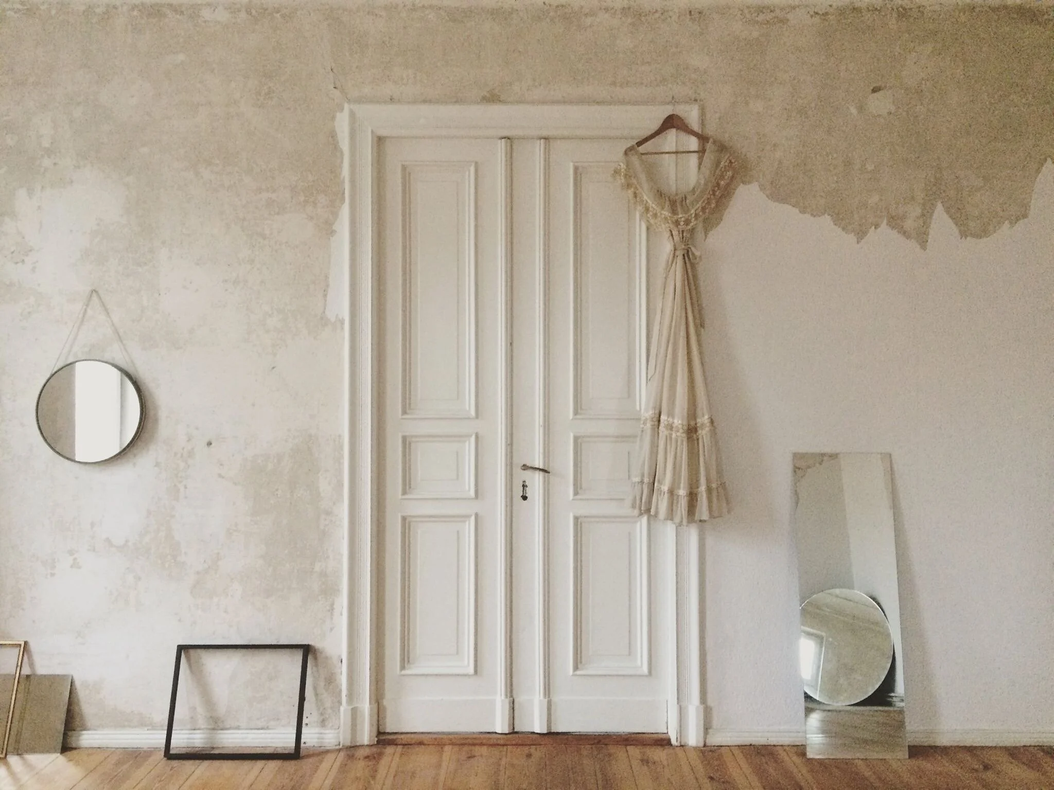 5 NEW YEARS RESOLUTIONS to Step Up Your Sustainable Fashion Game