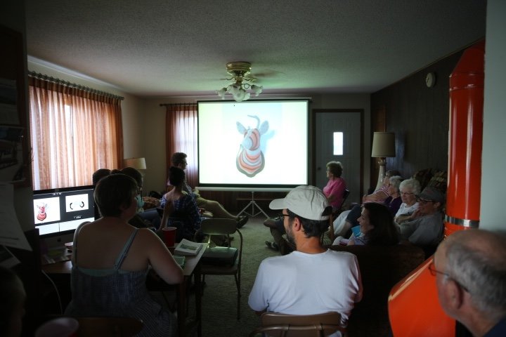  Artists presenting their work to the local community 