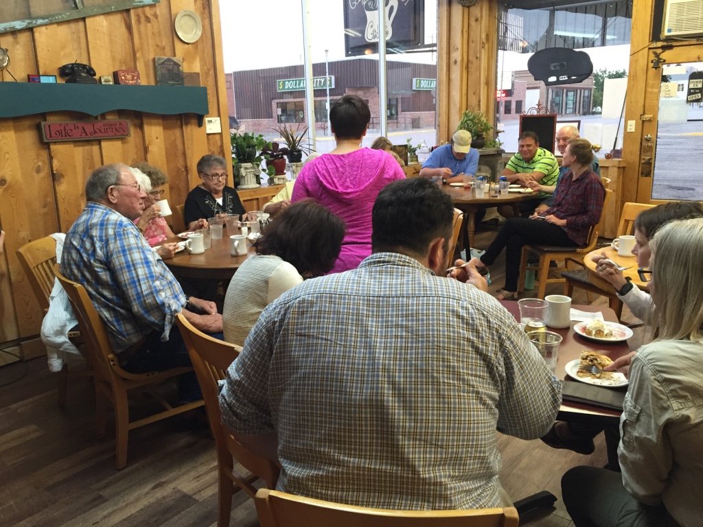  Dinner and storytelling at the Cozy Corner with Rushville matriarchs 