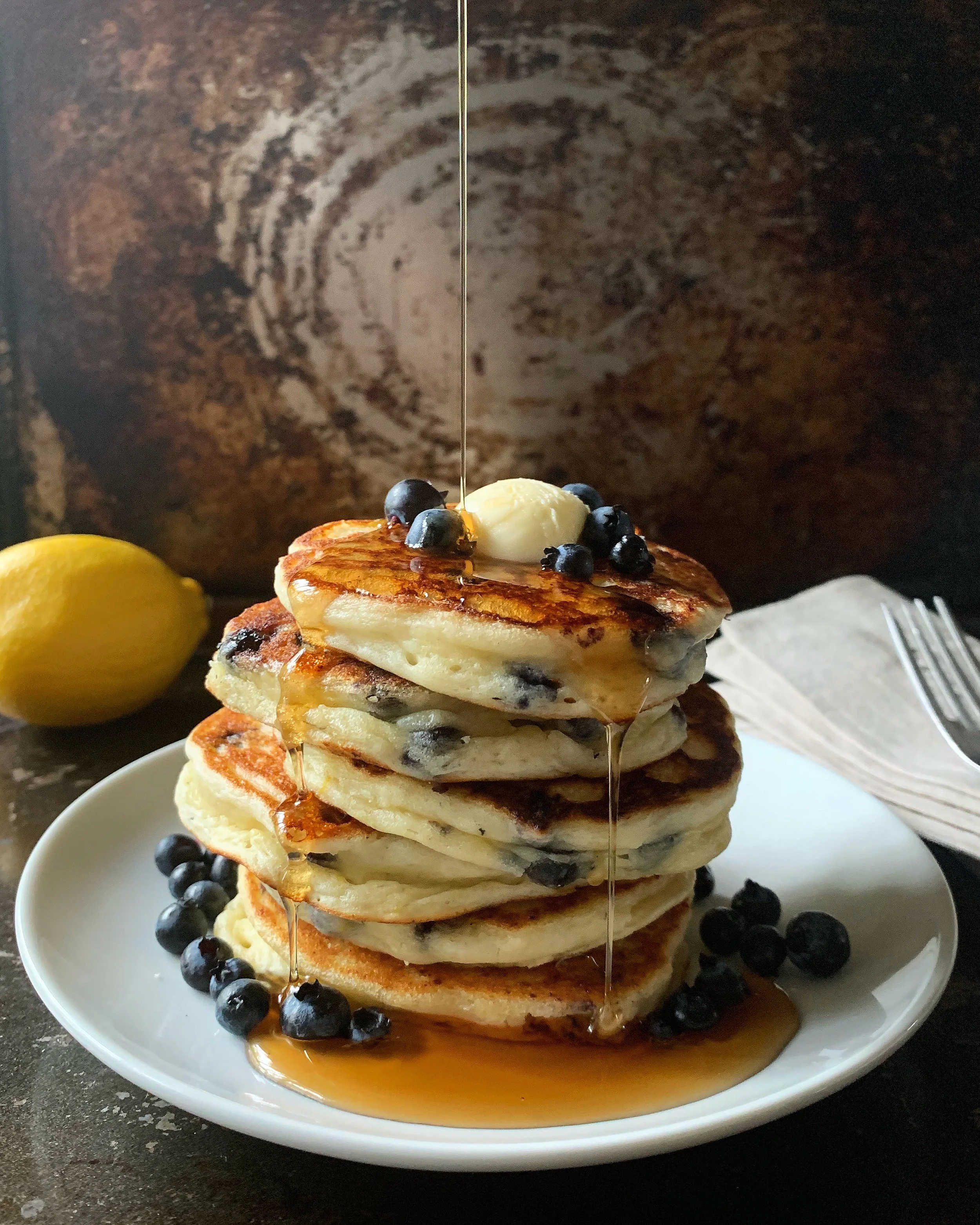 BLUEBERRY, RICOTTA AND LEMON PANCAKES