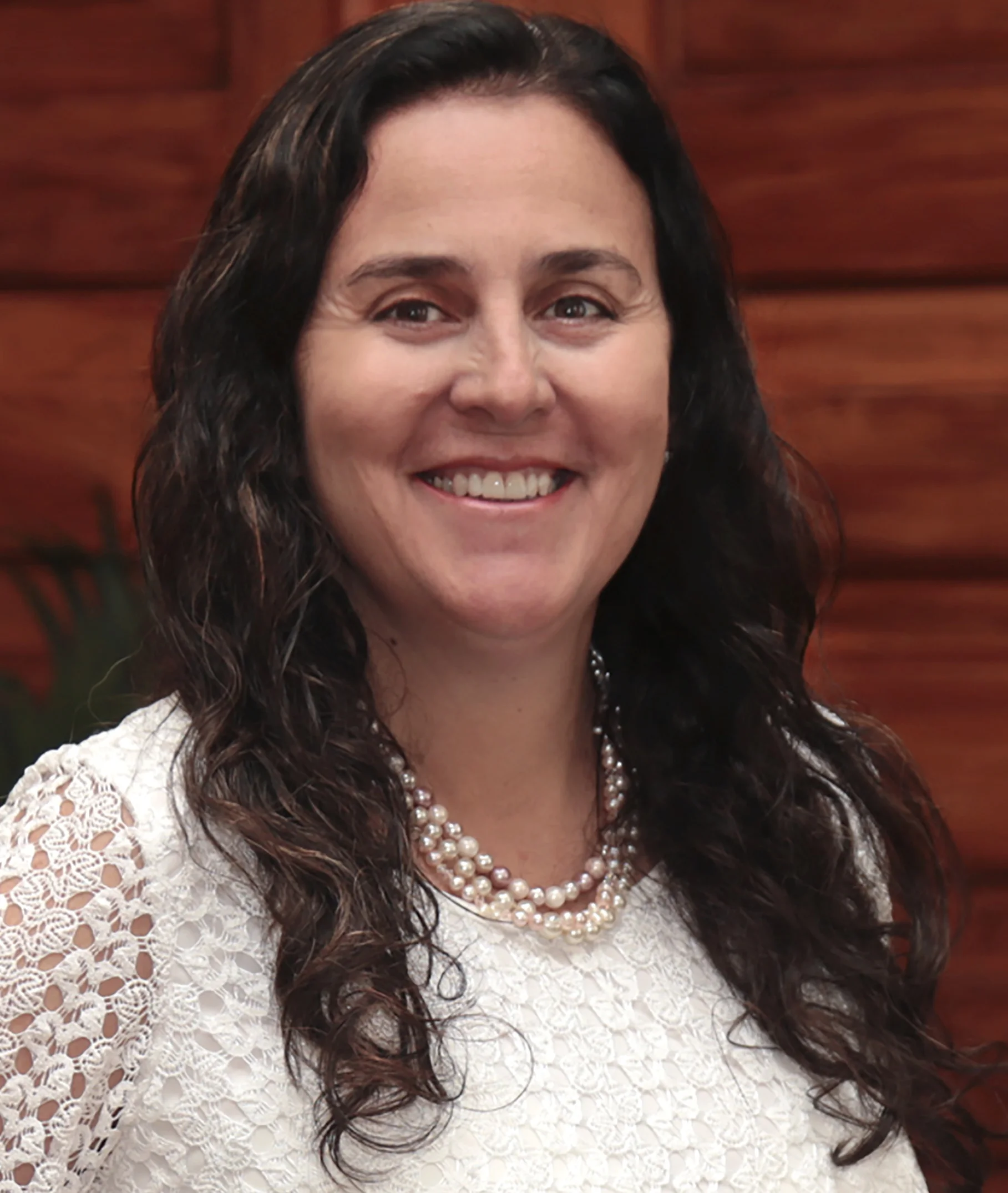 Patty García is a Professor at the School of Public Health at Cayetano Heredia University (UPCH) in Lima. She is the former Minister of Health of Peru, Dean of the School of Public Health at UPCH, and former Chief of the Peruvian National Institute of Health (INS). She is recognized as a leader in global health, and has been a member of the PAHO Foundation Technical Advisory Group (FTAG), board member of the Consortium of Universities in Global Health and President of the Latin American Association Against STIs (ALACITS). She is an affiliate Professor of the Department of Global Health at the University of Washington and of the School of Public Health at Tulane University. She is actively involved in research and training on reproductive health, STIs/HIV, global health, HPV and medical informatics.