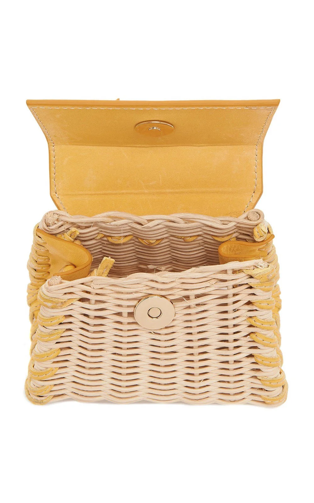 Jacquemus-wicker-le-chiquito-bag-collectsingluxury-5.jpg