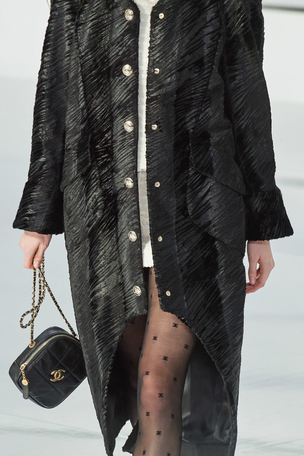Chanel Diamond Camera Bag Spring/Summer 2020 Collection — Collecting Luxury Chanel Diamond Camera Bag Spring/Summer 2020 Collection — Collecting Luxury