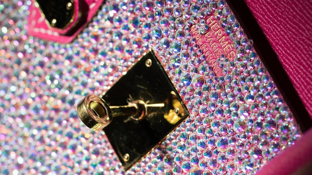 paris-hilton-custom-swarovski-crystal-birkin-up-close-collectsing-luxury.jpg