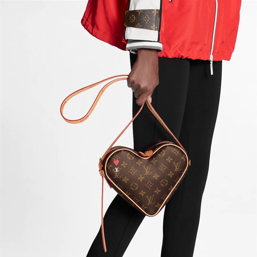 NEW Louis Vuitton "GAME ON" CŒUR Heart Shaped Shoulder Bag