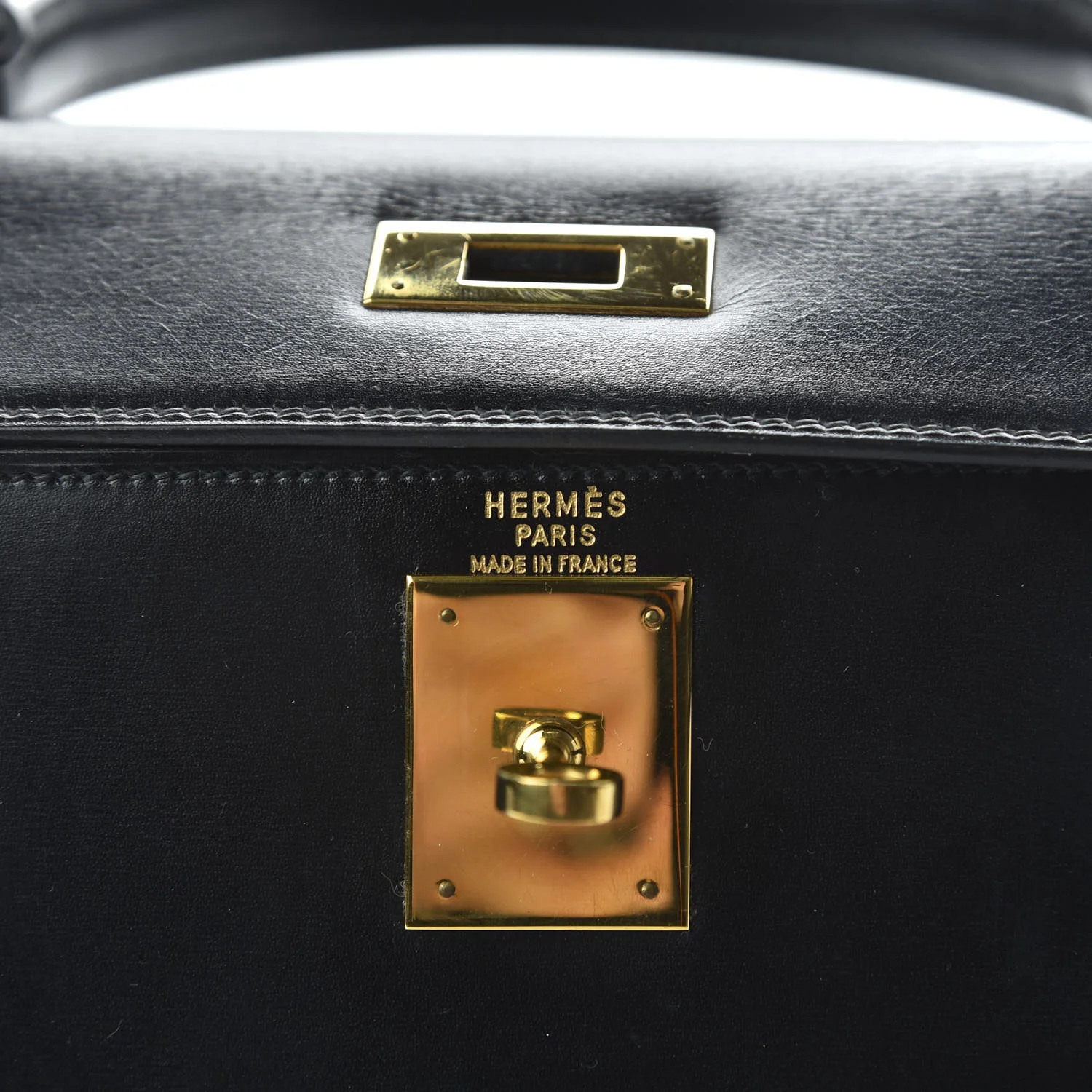 hermes-box-kelly-sellier-28-black-available-for-sale-collectsingluxury-5.jpg