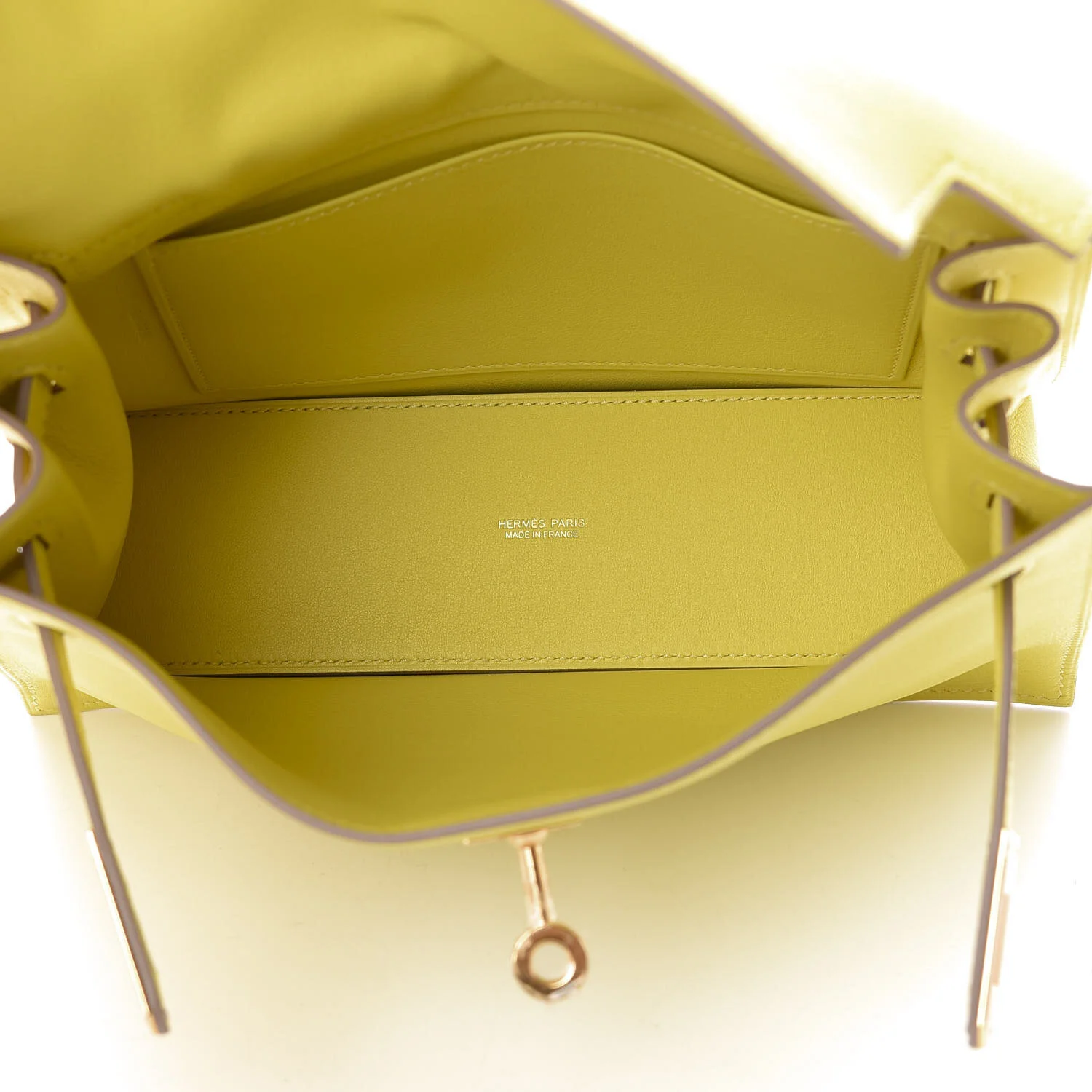 hermes-swift-kelly-danse-ii-belt-bag-lime-available-for-sale-collectsingluxury-3.jpg