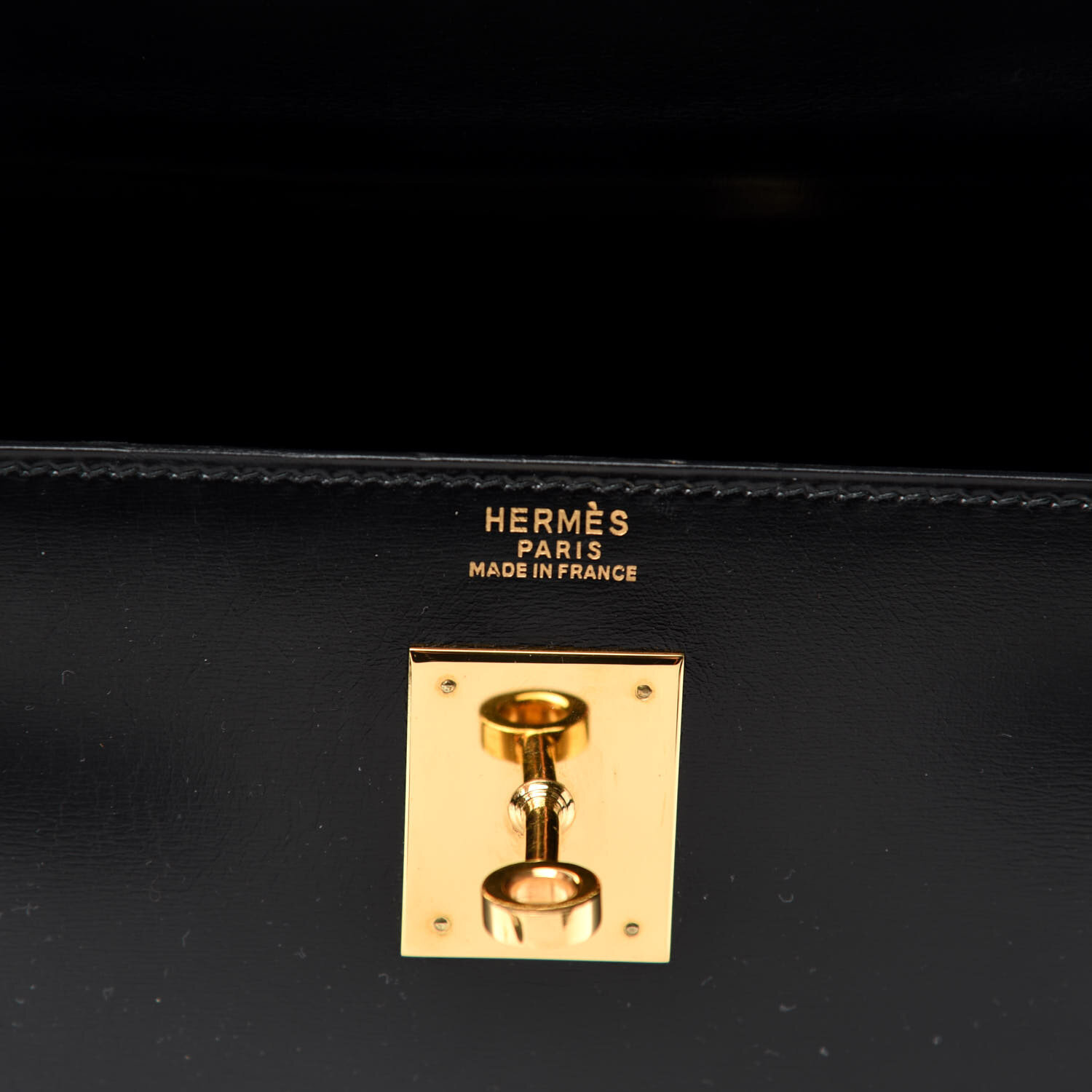 hermes-box-kelly-sellier-32-black-available-for-sale-8.jpg