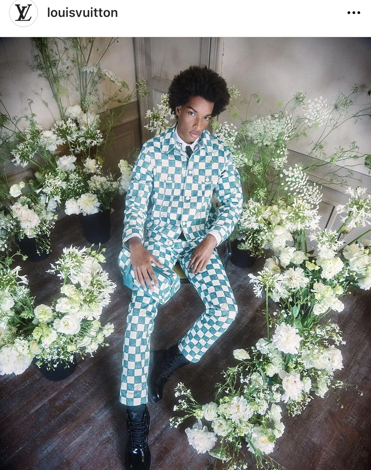 New Louis Vuitton Damier Greetings Motif