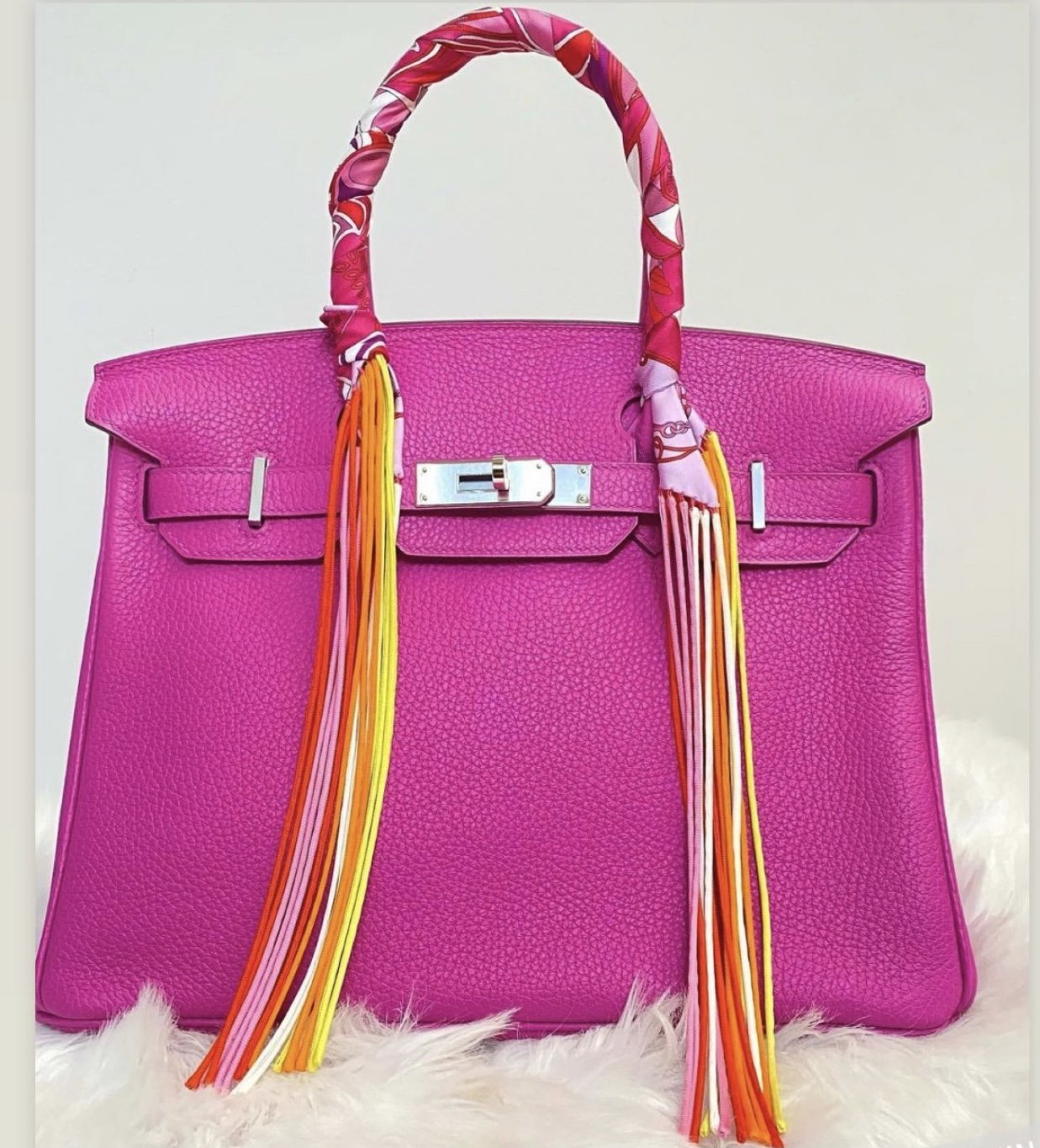 NEW Hermès Fringe Twillys