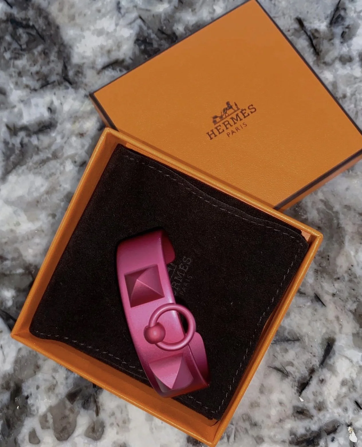 New Hermes SO PINK Medor Aluminum Bracelet 