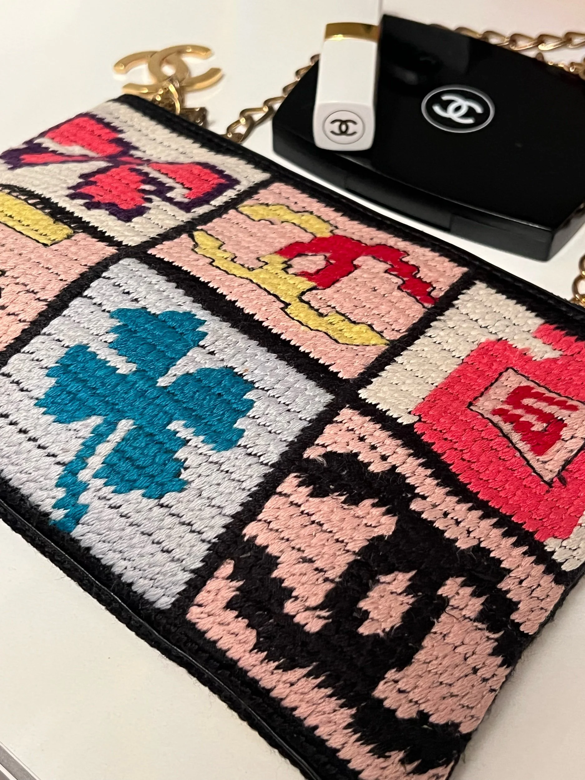 RARE Limited Edition VINTAGE CHANEL Crocheted Pochette