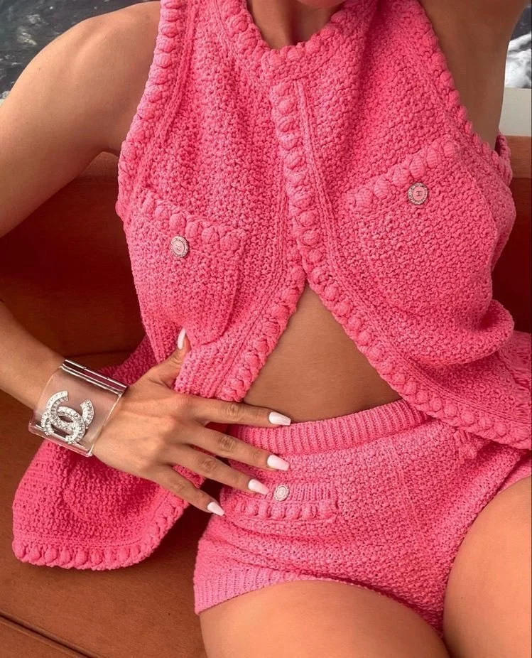 CHANEL Pink Knitted Outfit
