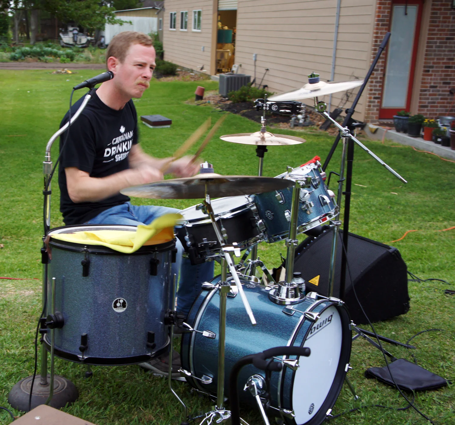 DSC03877_fb.jpg