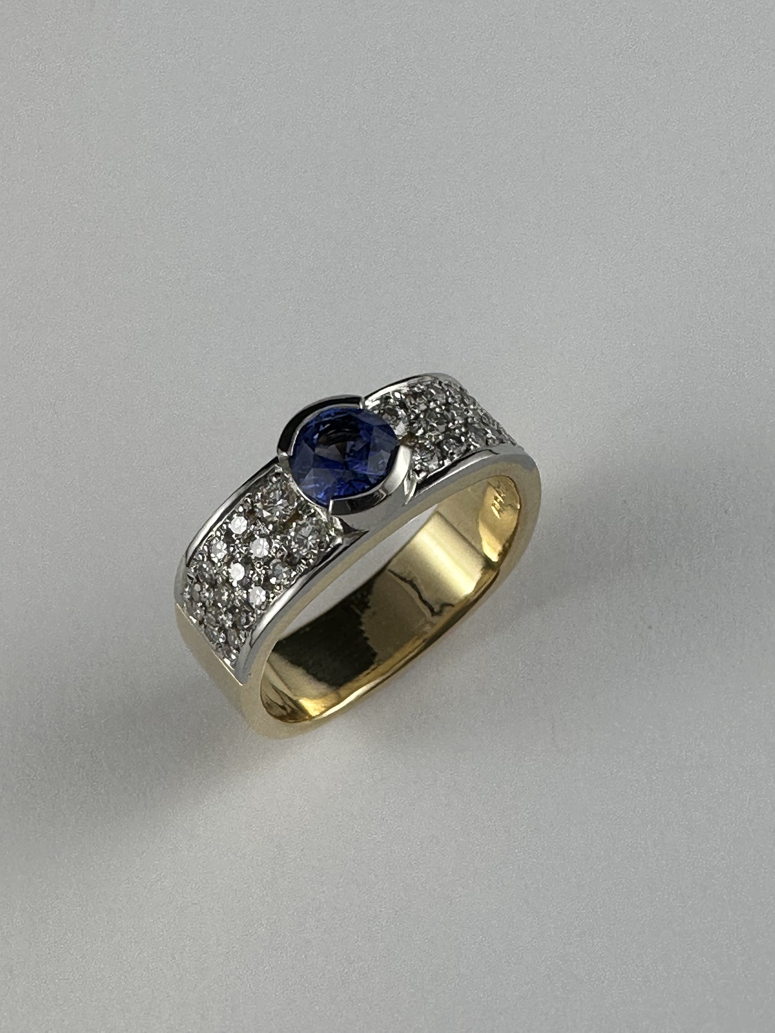 19K White and 18K Yellow Gold Sapphire and Diamond Ring