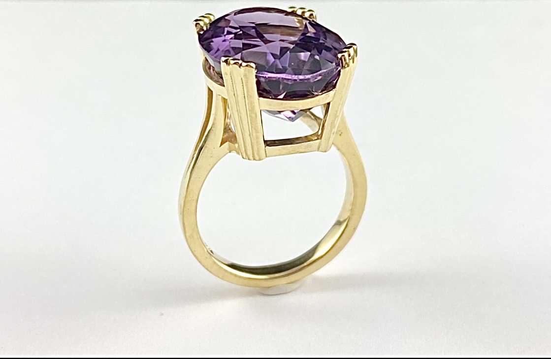 18K Yellow Gold Amethyst Ring