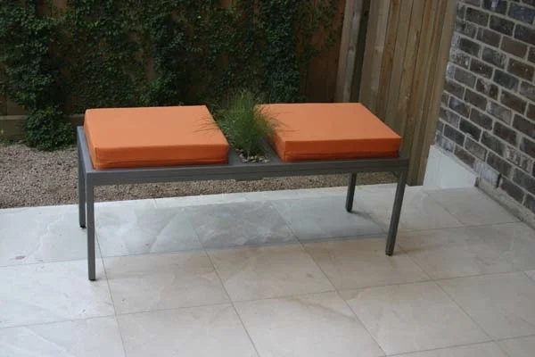 Audubon bench/planter