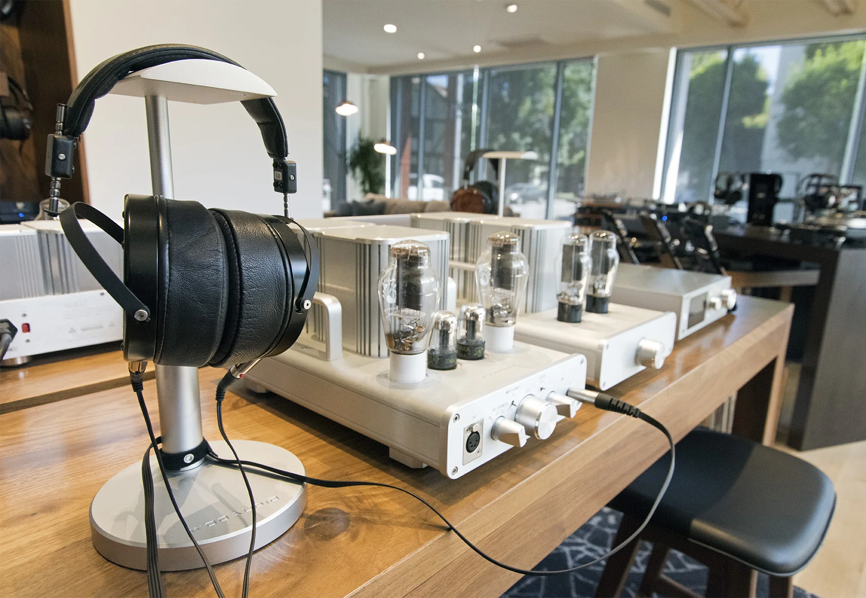 Personal+Audio+Table+Detail+s.jpg