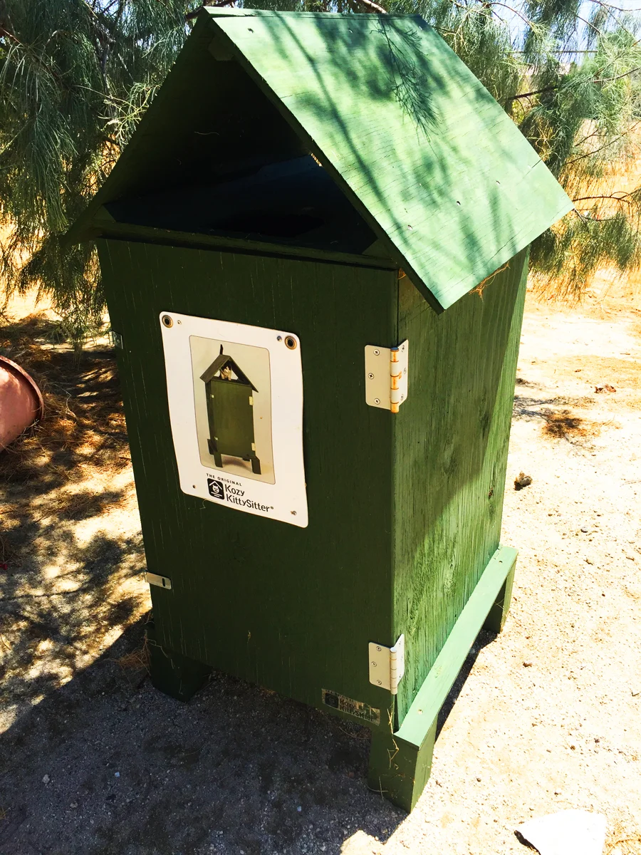 Green cat house