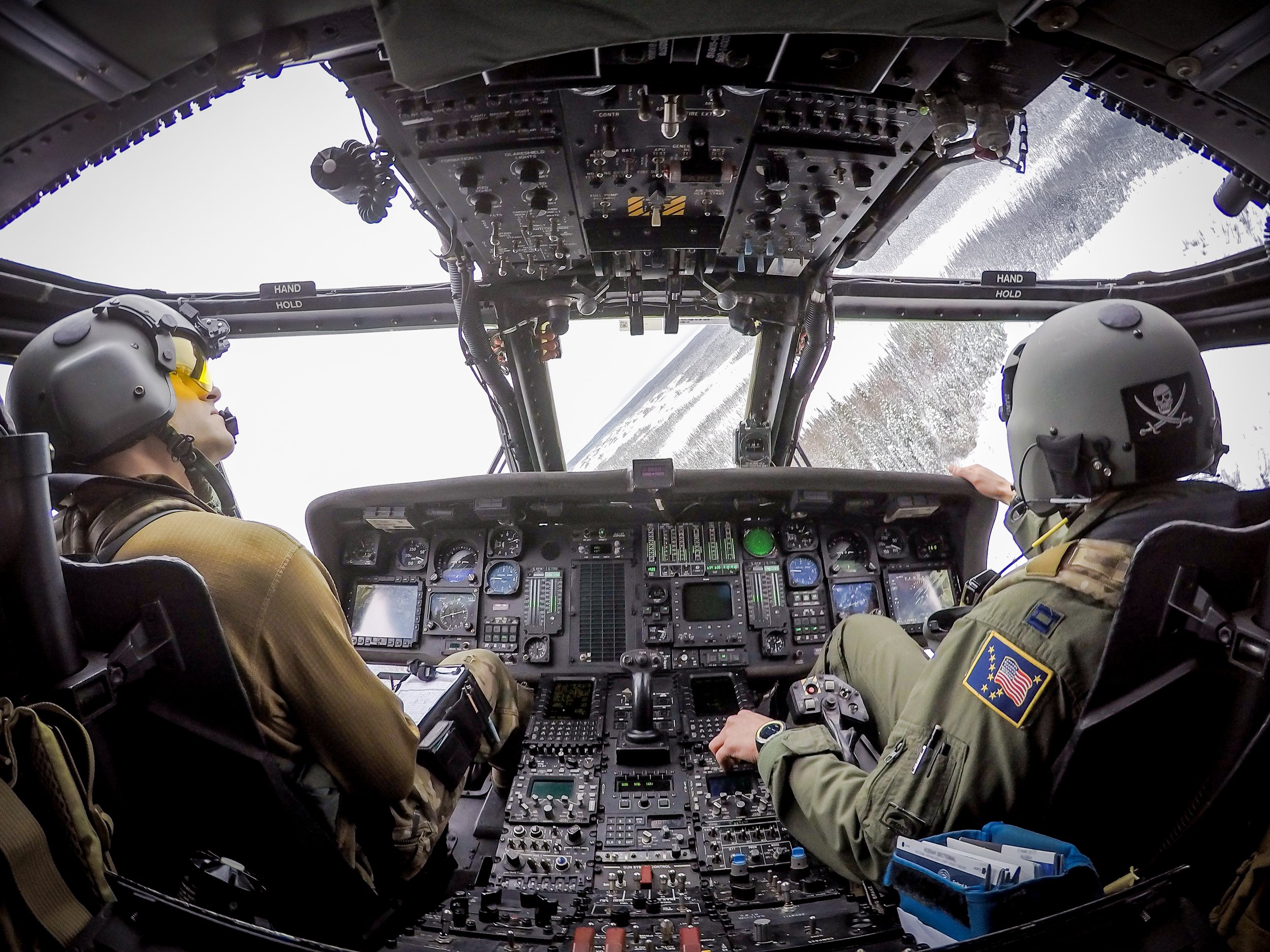 Alaska-210th-rescue-squadron-pavehawk-tactical-flying.jpg