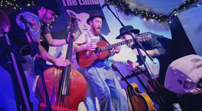 SWAMP STOMP STRING BAND