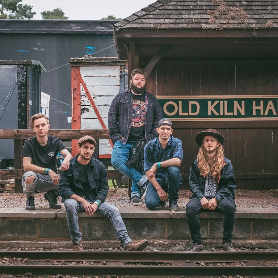 THE COUNTRY SMOKEOUT