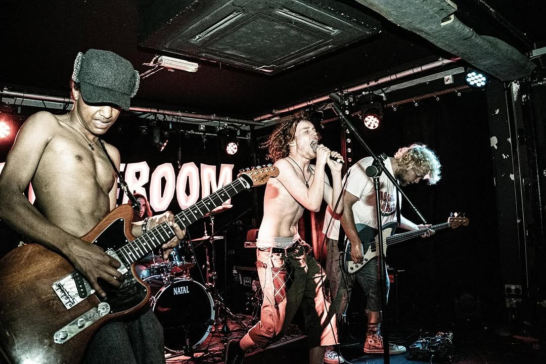 Skunkworm + Guests