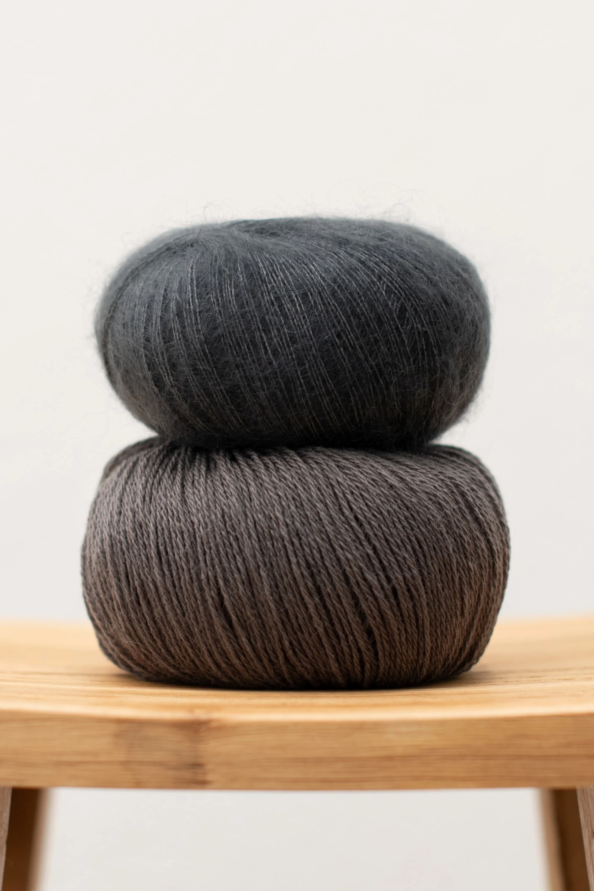JH-Studio-Shirt-Yarn-Shadow-Anthracite.jpg