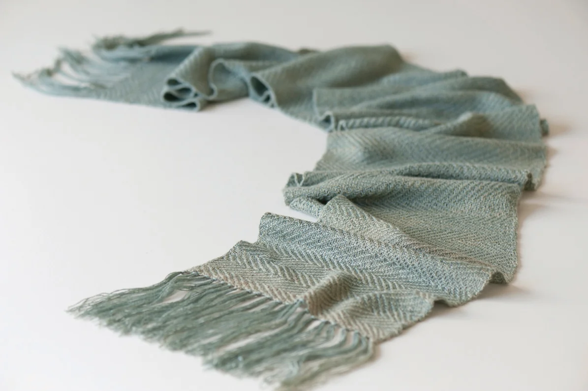 Tissé – Knitting pattern by Julie Hoover