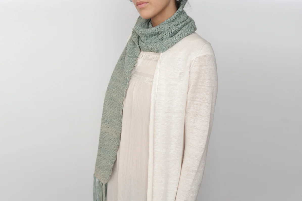 Tissé – Knitting pattern by Julie Hoover