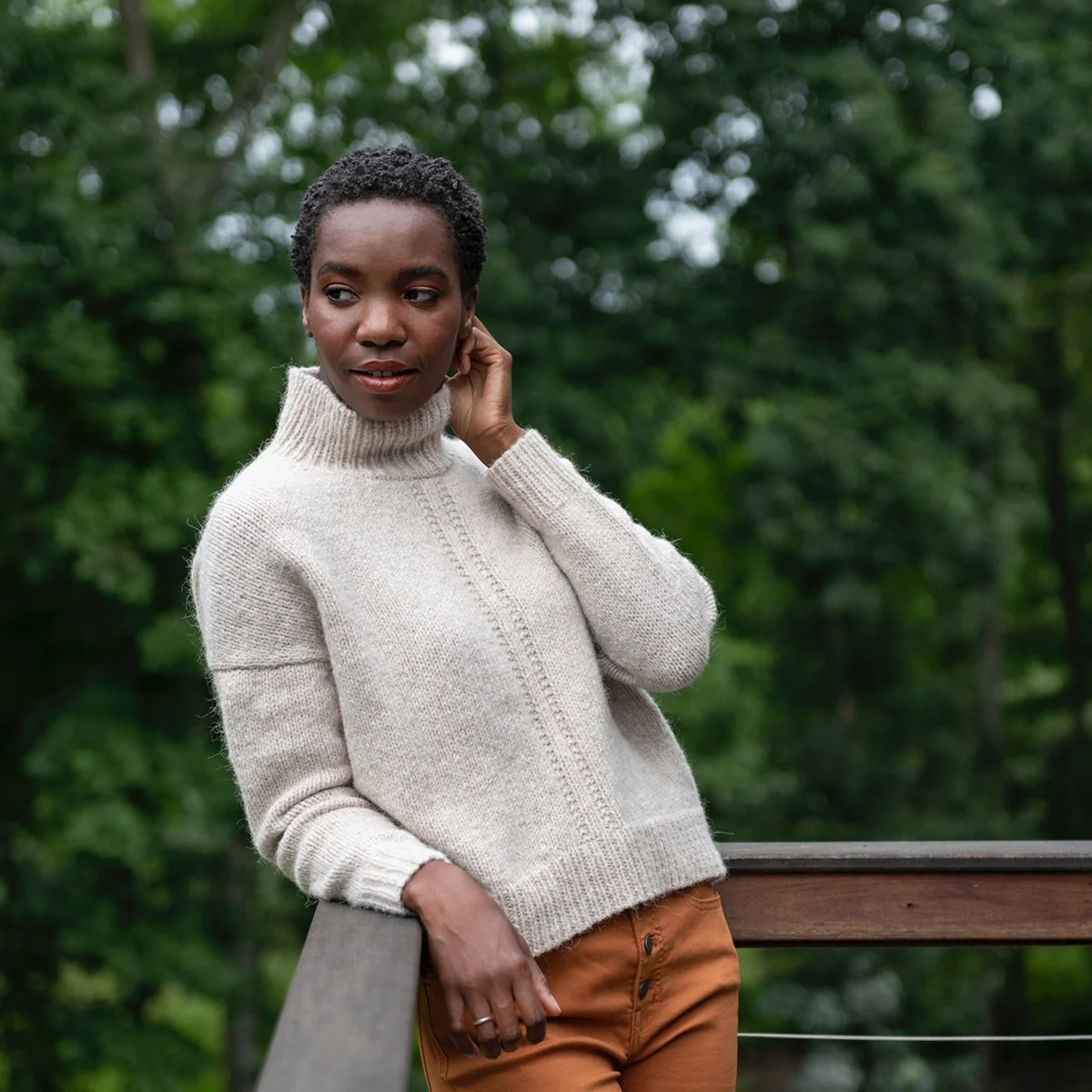 Colvin - Knitting pattern by Julie Hoover