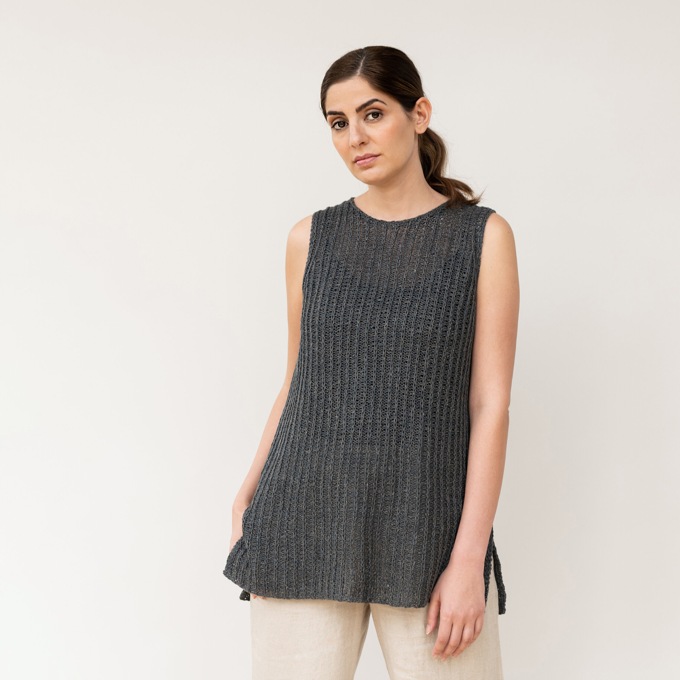 Dafne knitting pattern by Julie Hoover — Julie Hoover