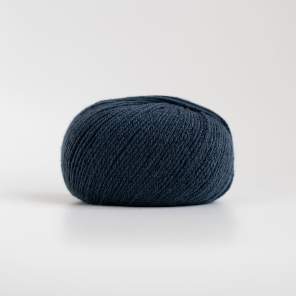 Boye Crochet n Go Acrylic Hook Set H-L Blue Zip Case - HeartStrings Yarn  Studio