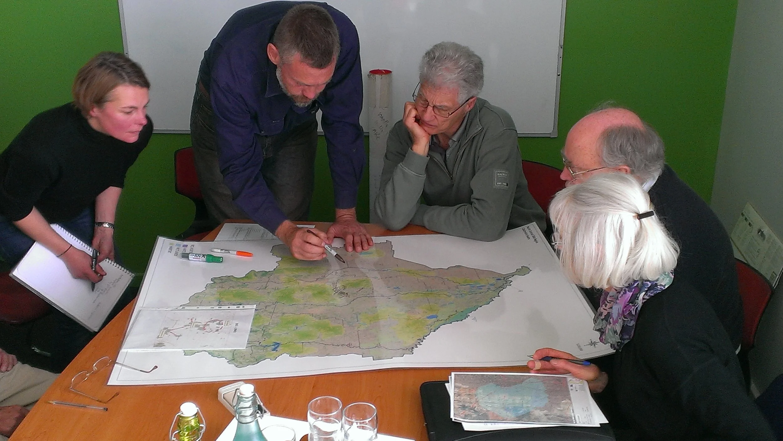 Goldfields planning meeting 2012; From left, Sophie Bickford CVB, Joern van Veen Bush Heritage, John Boadle Karra Karra CMN, Phil Dyson NCCMA and Judy Crocker Mid Loddon Landcare Network.