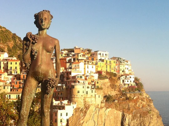 Statue at Punta Bonfigio Park