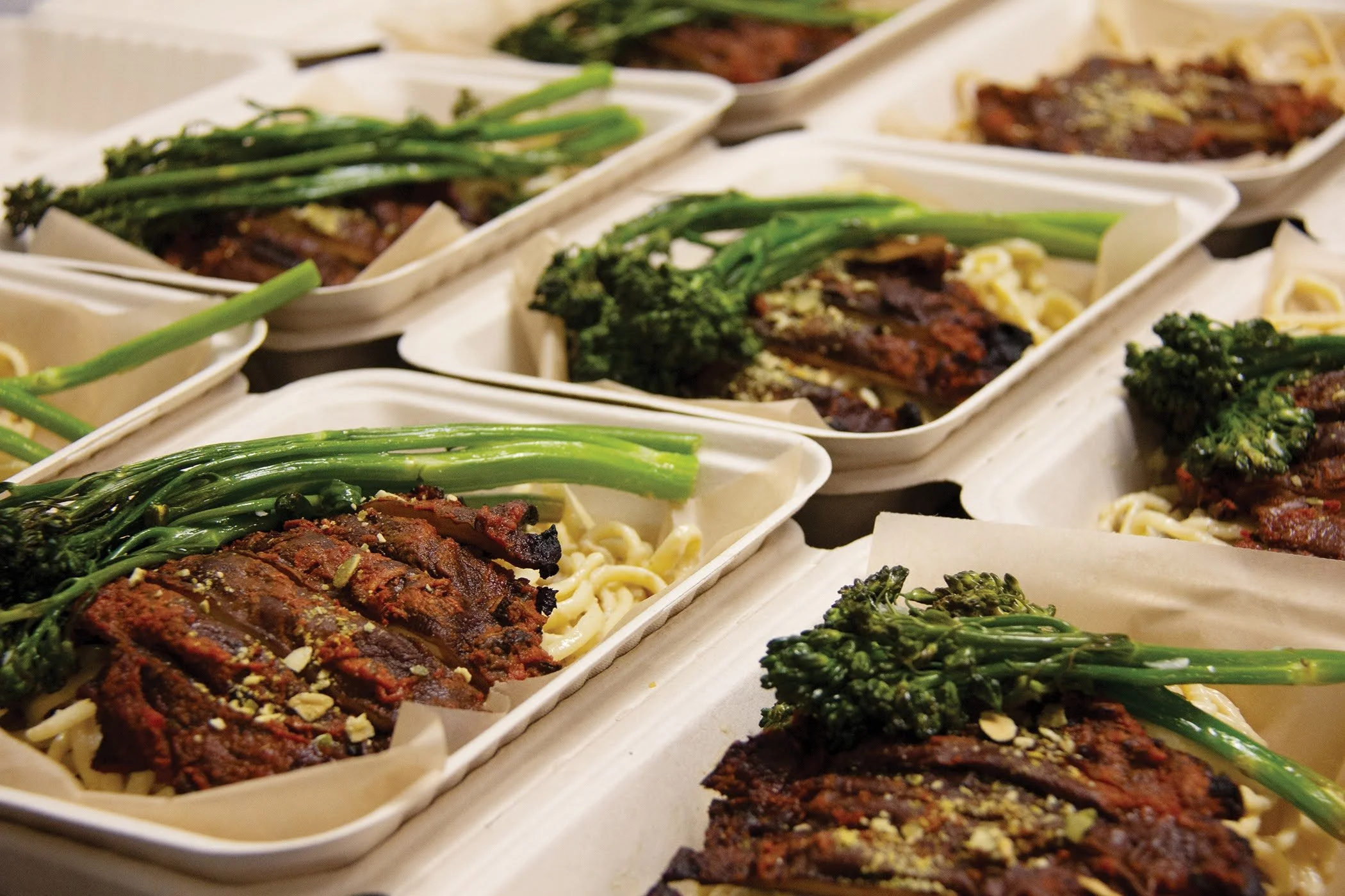 July Office Catering in Oakland: Fresh Summer Meals for Teams, Clients, and Mid-Year Gatherings